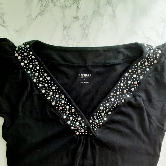 Express Sexy Basic Beaded V-Neckline Short Sleeve Cotton Blend Top Size Small - Picture 4 of 5